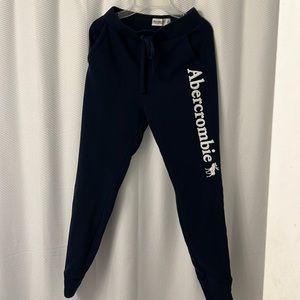 MATCHING SET PANTS navy blue Abercrombie women’s sweats